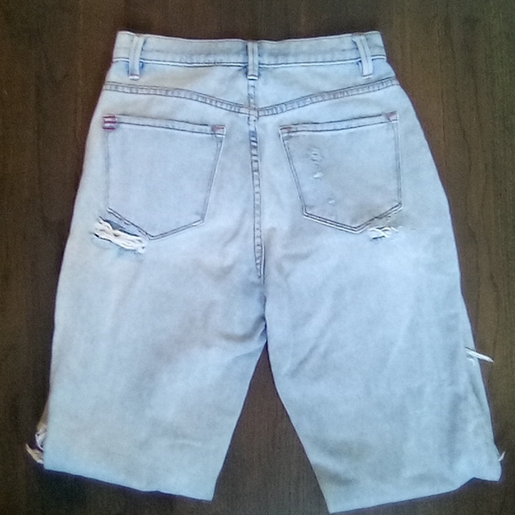 -BDG Urban Outfitters Destroyed High Rise Mom Jeans - Picture 9 of 12